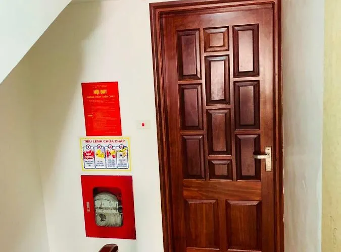 Thanh Hoài *